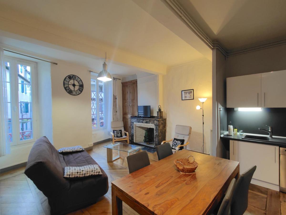Appartement Centre-Ville Pour Sejour Et Cure Bagnères-de-Bigorre Buitenkant foto