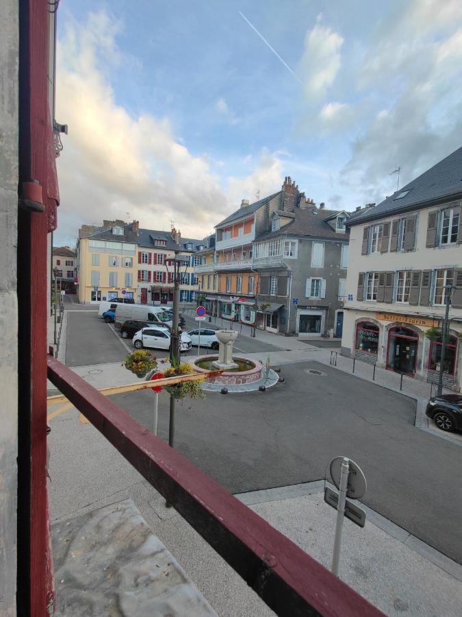 Appartement Centre-Ville Pour Sejour Et Cure Bagnères-de-Bigorre Buitenkant foto